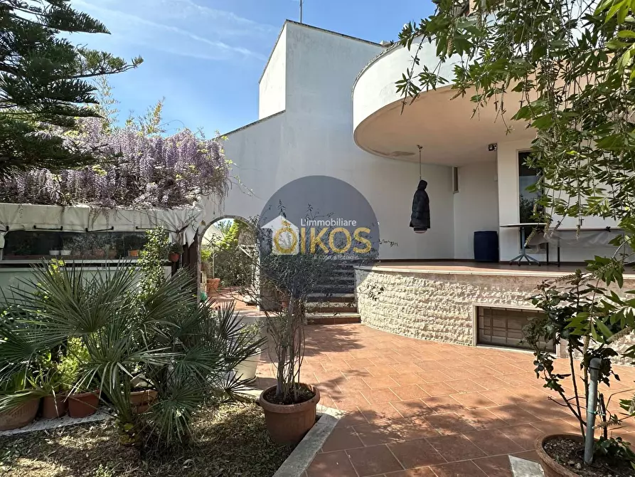 Immagine 24 di Villa in vendita  in Strada Comunale Scamardella a Castellana Grotte