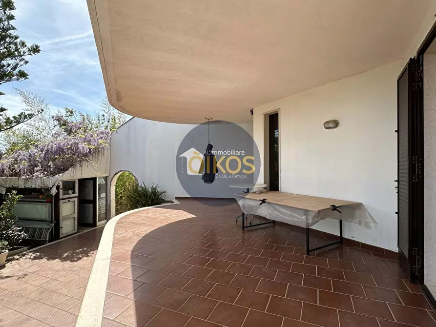 Immagine 29 di Villa in vendita  in Strada Comunale Scamardella a Castellana Grotte