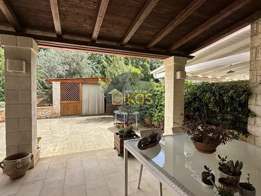 Immagine 23 di Villa in vendita  in Via Viale Del Bosco a Fasano