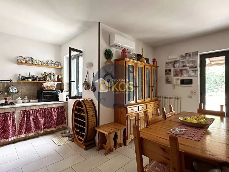 Immagine 30 di Villa in vendita  in Via Viale Del Bosco a Fasano