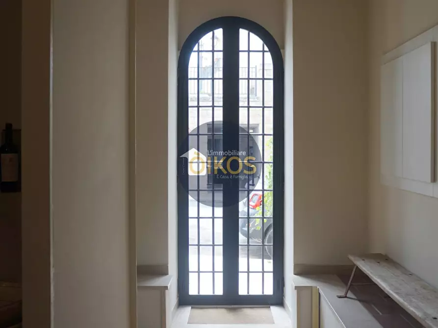 Immagine 26 di Locale commerciale in vendita  in Piazza Aldo Moro a Locorotondo