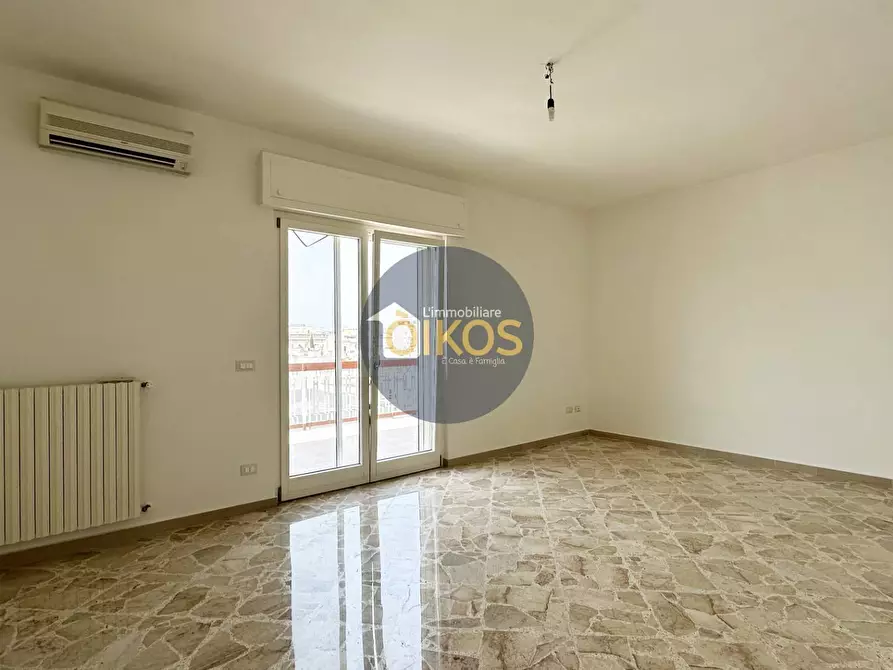 Immagine 20 di Attico in vendita  in via Bettino Ricasoli a Monopoli