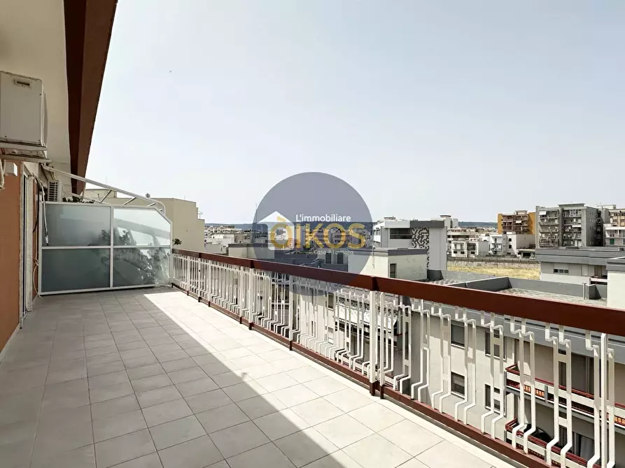 Immagine 25 di Attico in vendita  in via Bettino Ricasoli a Monopoli