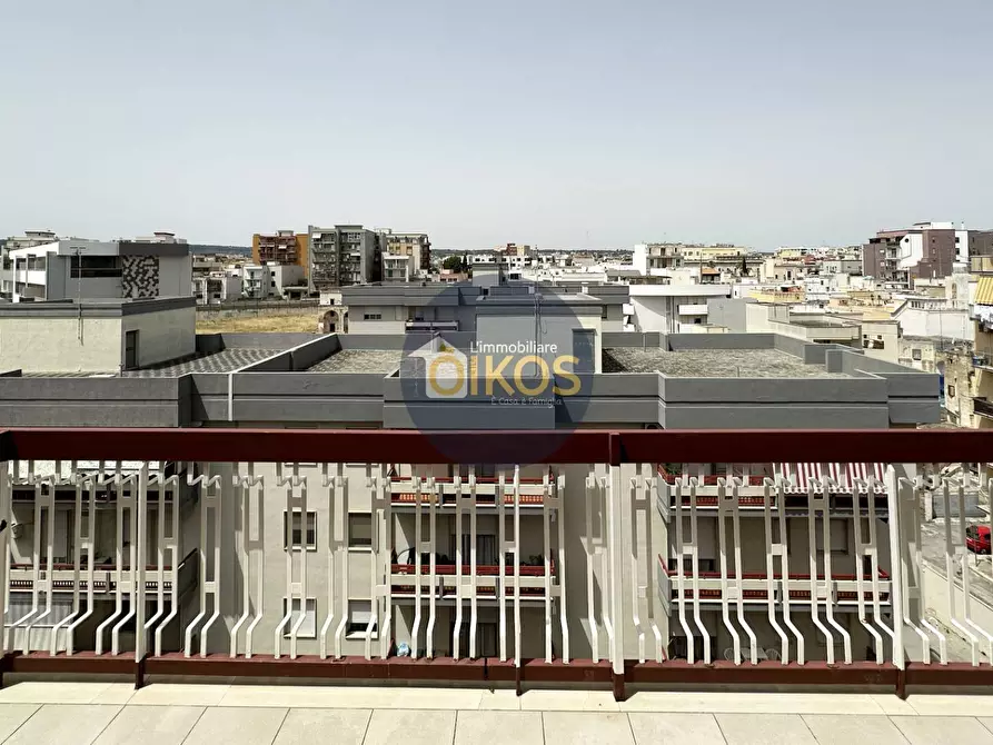Immagine 26 di Attico in vendita  in via Bettino Ricasoli a Monopoli