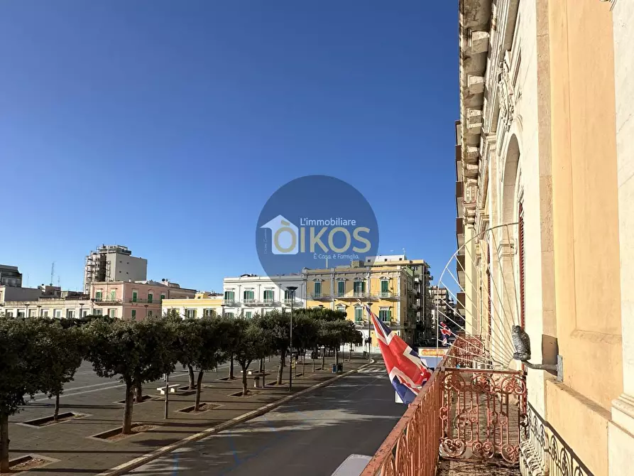 Immagine 1 di Appartamento in vendita  in Piazza Vittorio Emanuele a Monopoli