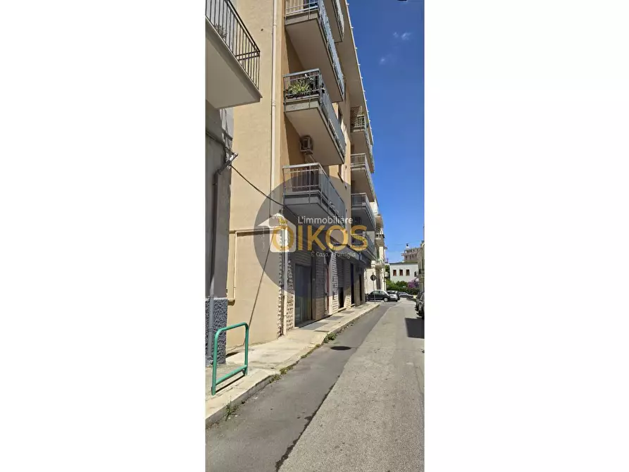 Immagine 4 di Box auto in vendita  in Via San Francesco d'Assisi a Monopoli