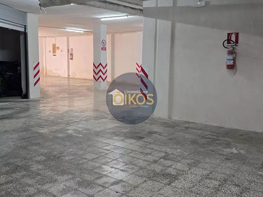 Immagine 11 di Box auto in vendita  in Via San Francesco d'Assisi a Monopoli