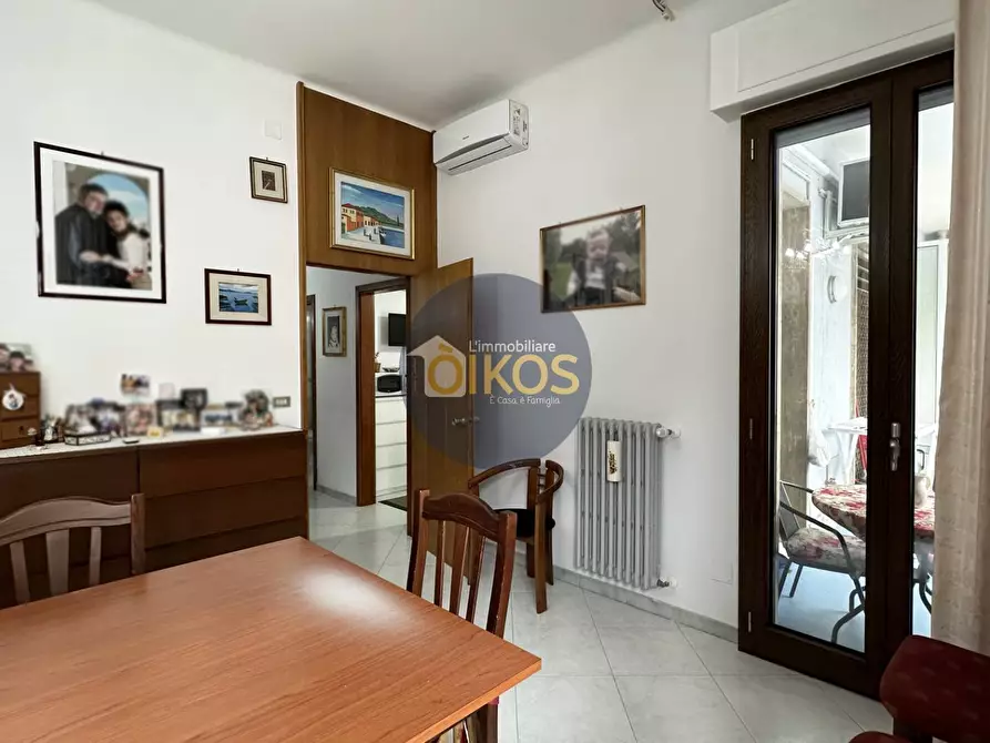 Immagine 26 di Appartamento in vendita  in Via Carlo Poerio a Castellana Grotte