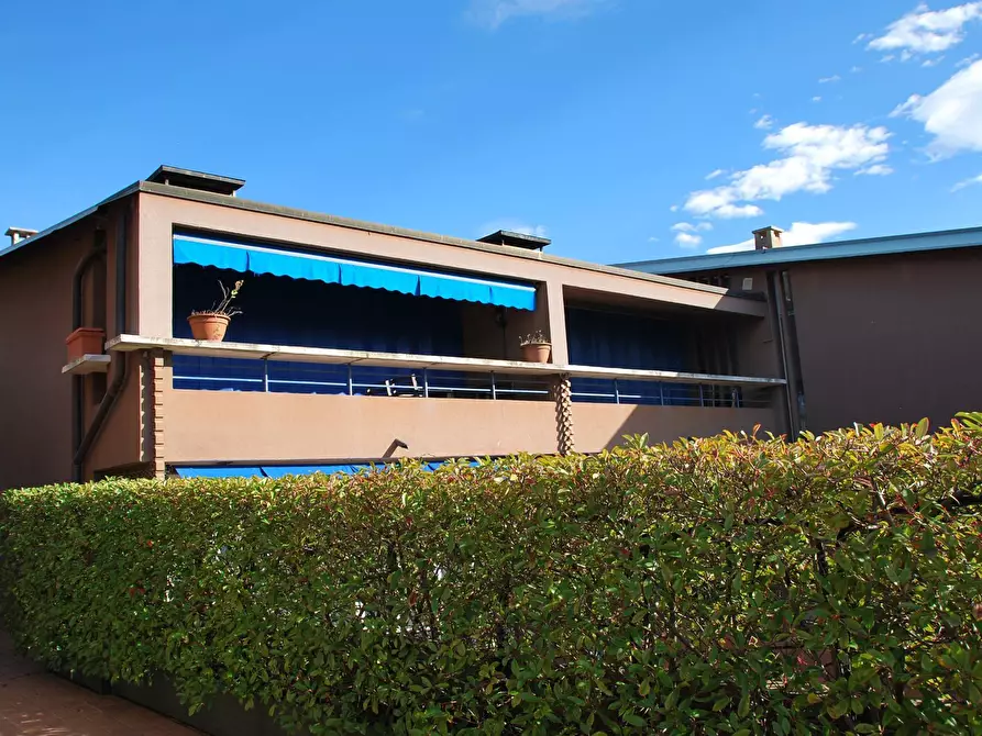 Immagine 20 di Appartamento in vendita  in 24 MAGGIO a Leggiuno