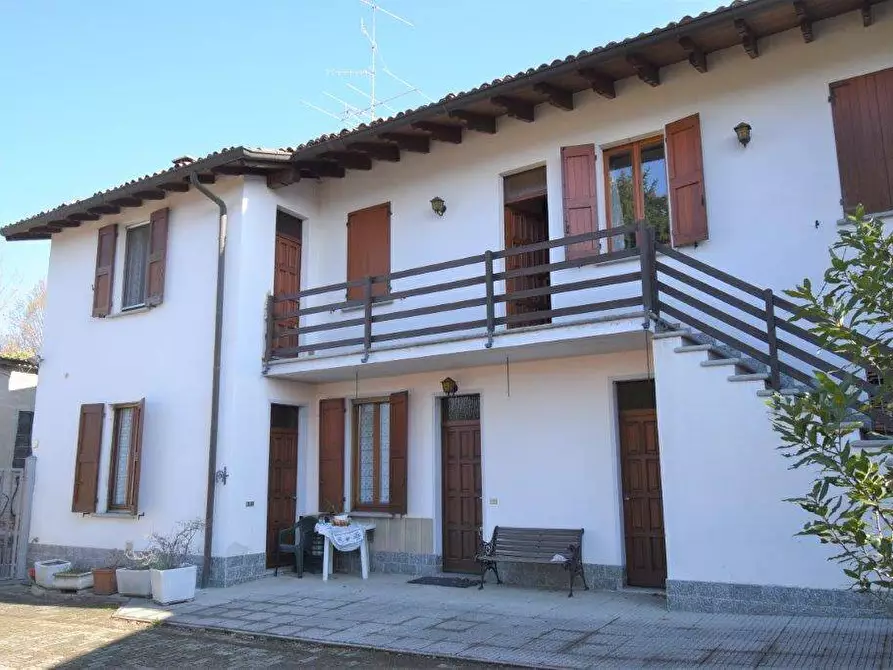 Immagine 30 di Casa semindipendente in vendita  in VIA VERDI a Cadrezzate Con Osmate