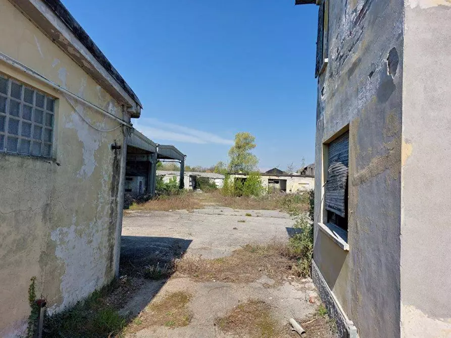 Immagine 13 di Terreno residenziale in vendita  in VIA ROMA a Turbigo