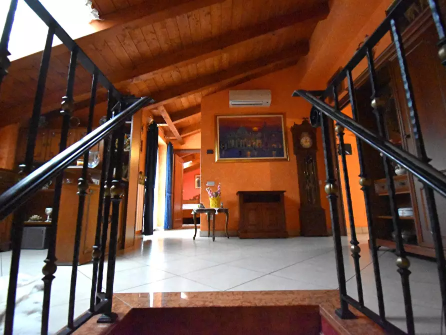 Immagine 20 di Appartamento in vendita  in VIALE TOSELLI a Legnano