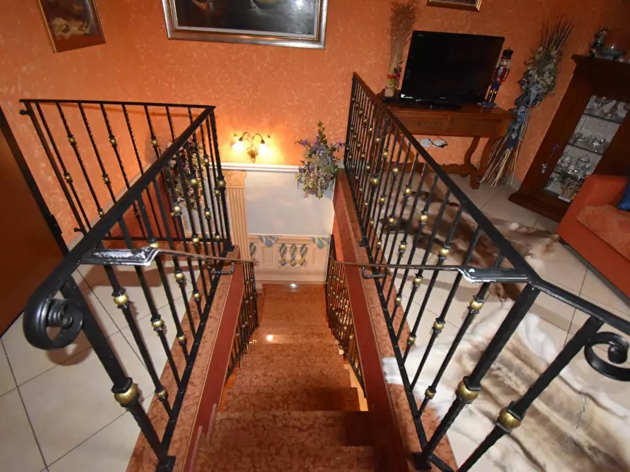 Immagine 21 di Appartamento in vendita  in VIALE TOSELLI a Legnano