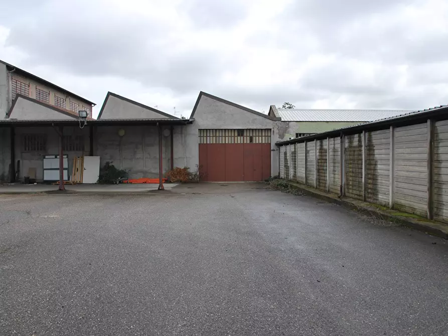 Immagine 6 di Capannone industriale in vendita  in via NOVARA a Legnano