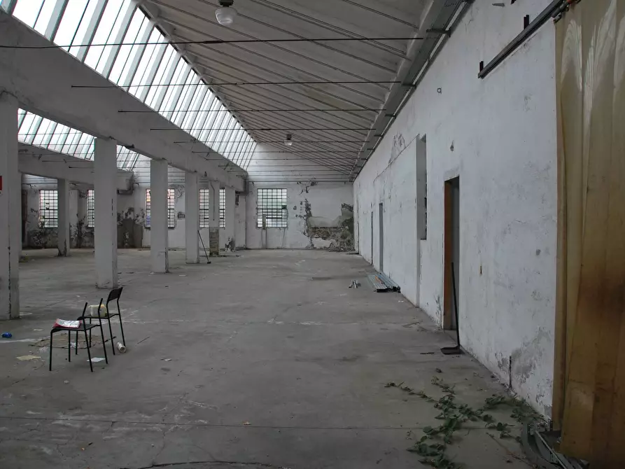 Immagine 9 di Capannone industriale in vendita  in via NOVARA a Legnano