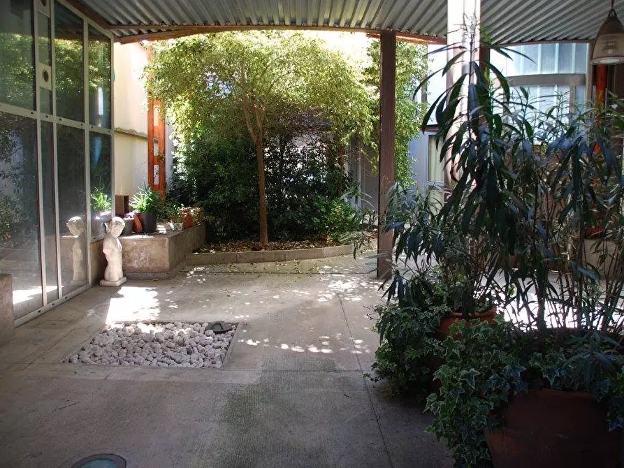 Immagine 1 di Appartamento in vendita  in via Cesare Balbo a Legnano