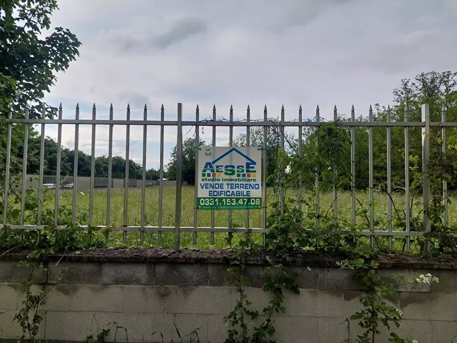 Immagine 5 di Terreno residenziale in vendita  in via Pace angolo via Novara a Legnano