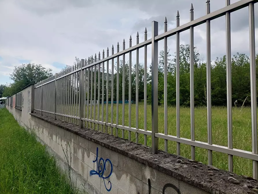 Immagine 13 di Terreno residenziale in vendita  in via Pace angolo via Novara a Legnano