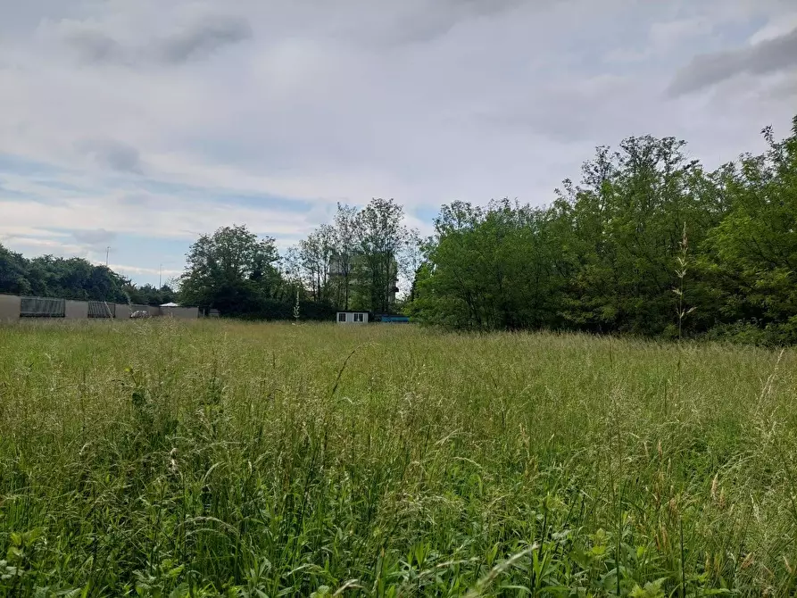 Immagine 14 di Terreno residenziale in vendita  in via Pace angolo via Novara a Legnano