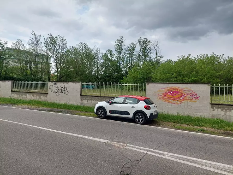 Immagine 18 di Terreno residenziale in vendita  in via Pace angolo via Novara a Legnano
