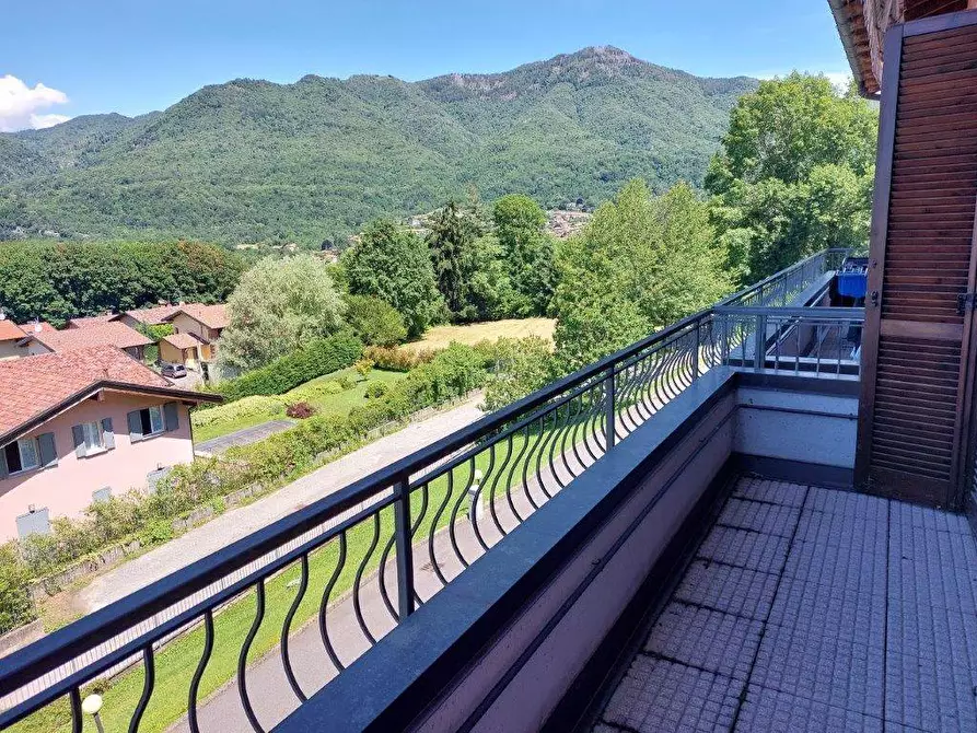 Immagine 25 di Appartamento in vendita  in via PASUBIO a Gemonio