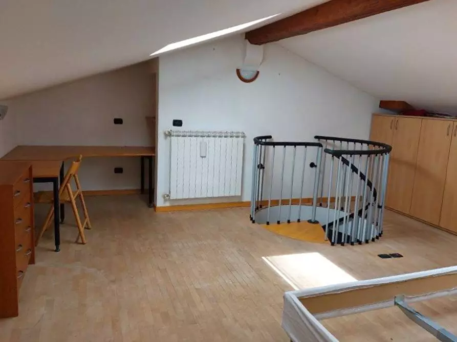 Immagine 27 di Appartamento in vendita  in via PASUBIO a Gemonio