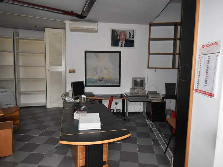 Immagine 15 di Locale commerciale in vendita  in via VILLORESI a Turbigo