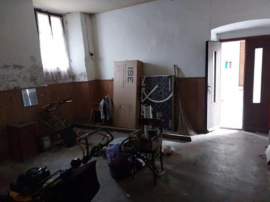 Immagine 20 di Appartamento in vendita  in VIA MARINO a Laveno-Mombello