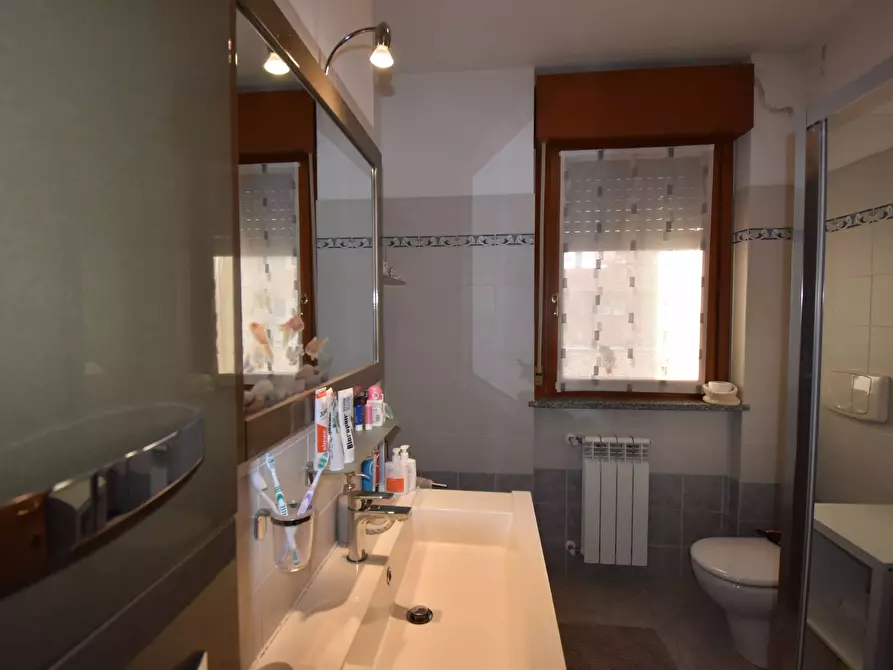 Immagine 20 di Appartamento in vendita  in VIA ABRUZZI a Legnano