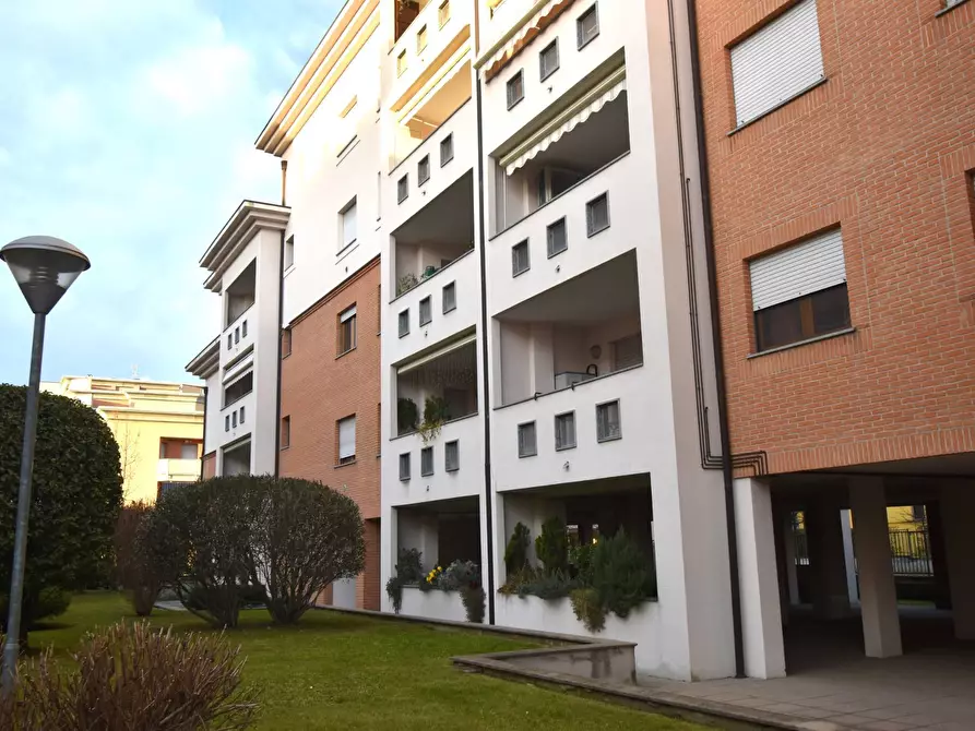 Immagine 24 di Appartamento in vendita  in VIA ABRUZZI a Legnano