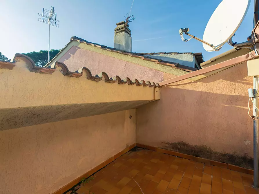 Immagine 24 di Villetta a schiera in vendita  in Via Vincenzo Arangio Ruiz a Roma