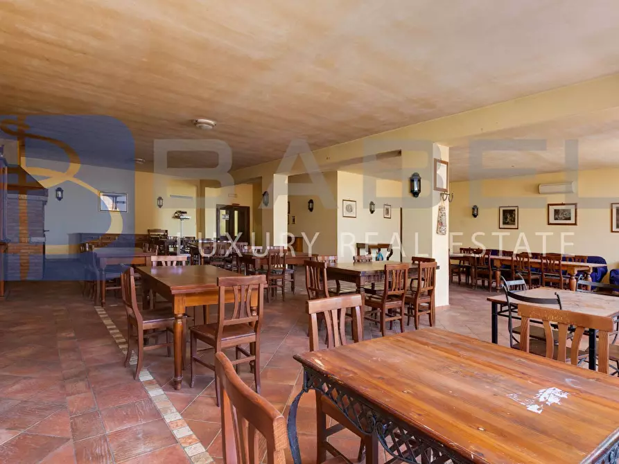 Immagine 15 di Azienda agricola in vendita  in Via Colle delle Rose a Riano