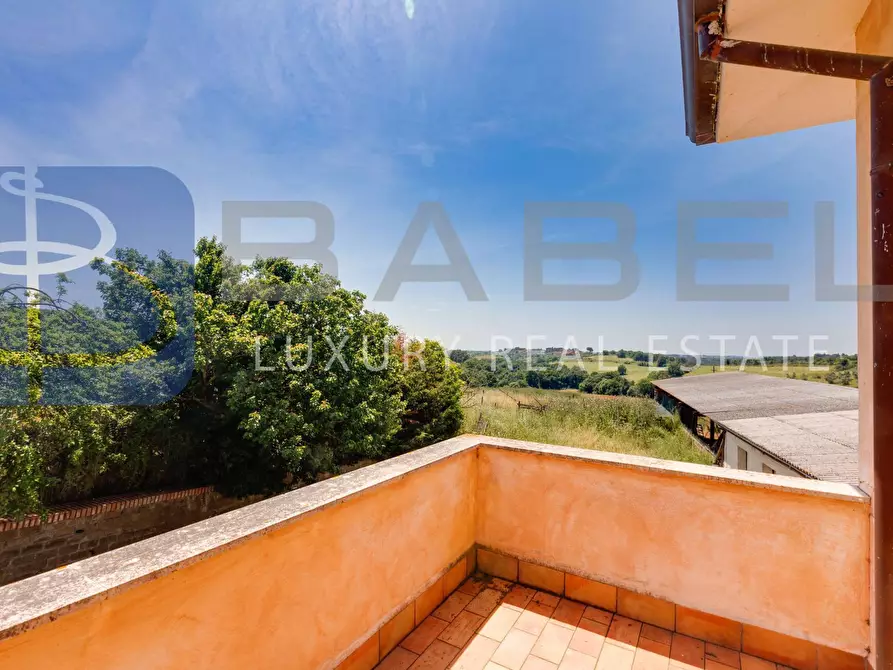 Immagine 22 di Azienda agricola in vendita  in Via Colle delle Rose a Riano