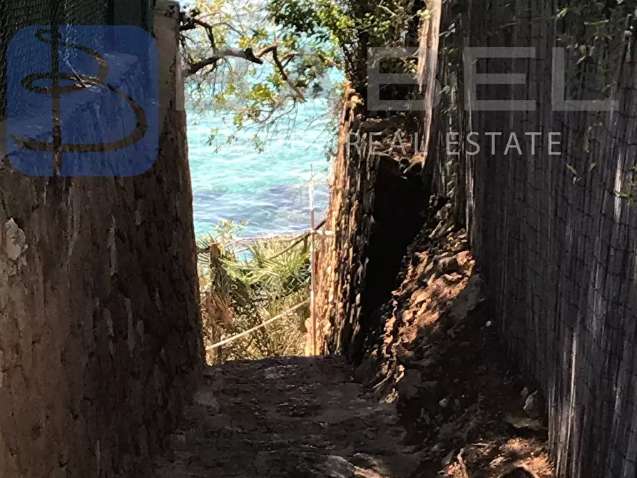 Immagine 7 di Villa in vendita  in Via del Faro a San Felice Circeo