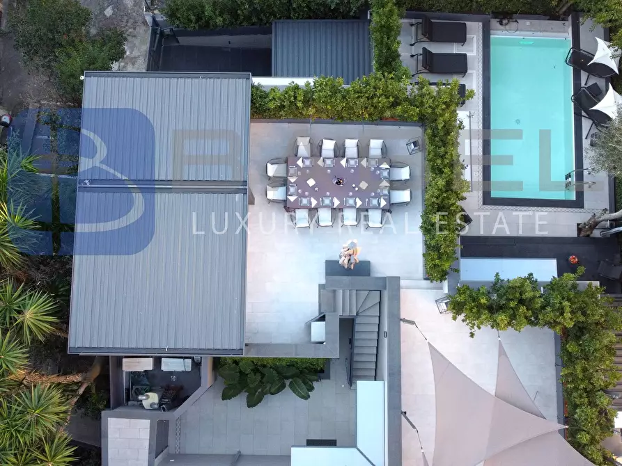 Immagine 2 di Villa in vendita  in Clivo Delle Mura Vaticane a Roma