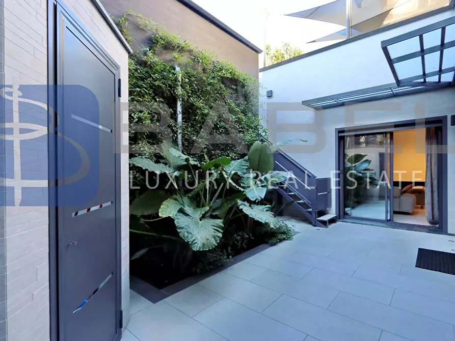 Immagine 5 di Villa in vendita  in Clivo Delle Mura Vaticane a Roma