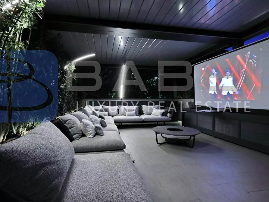 Immagine 28 di Villa in vendita  in Clivo Delle Mura Vaticane a Roma