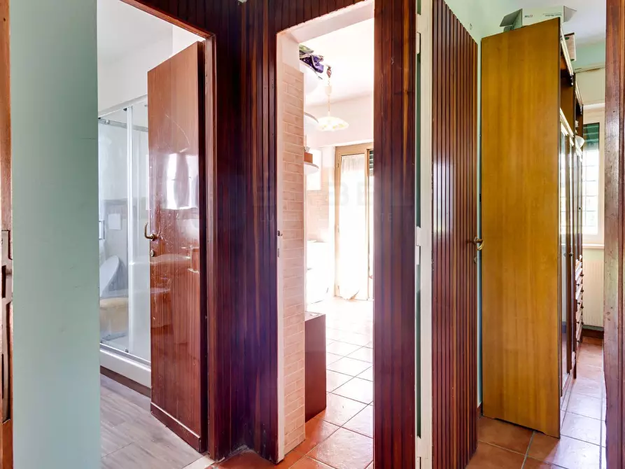 Immagine 22 di Villa in vendita  in Via Monte Rosa a Guidonia Montecelio