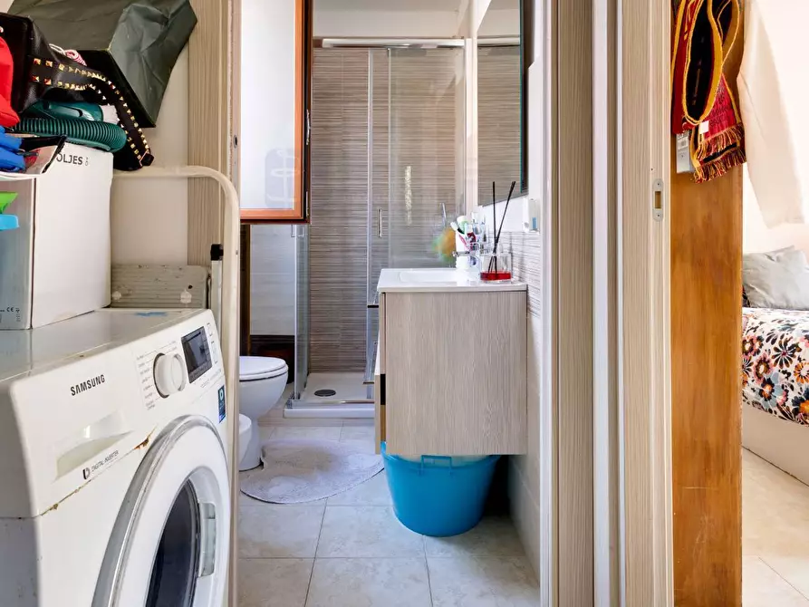 Immagine 20 di Villa in vendita  in Via Monte Rosa a Guidonia Montecelio