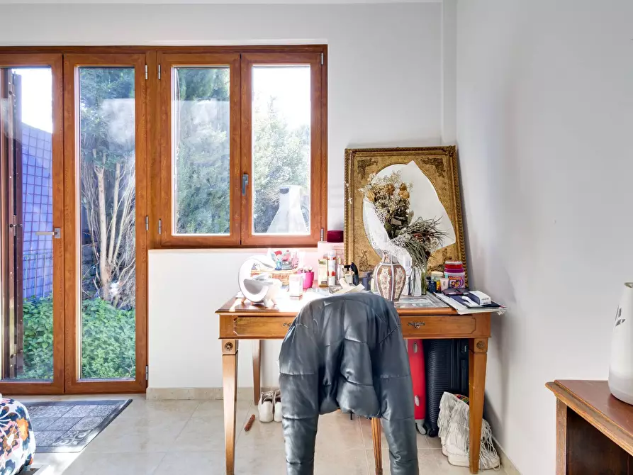 Immagine 26 di Villa in vendita  in Via Monte Rosa a Guidonia Montecelio