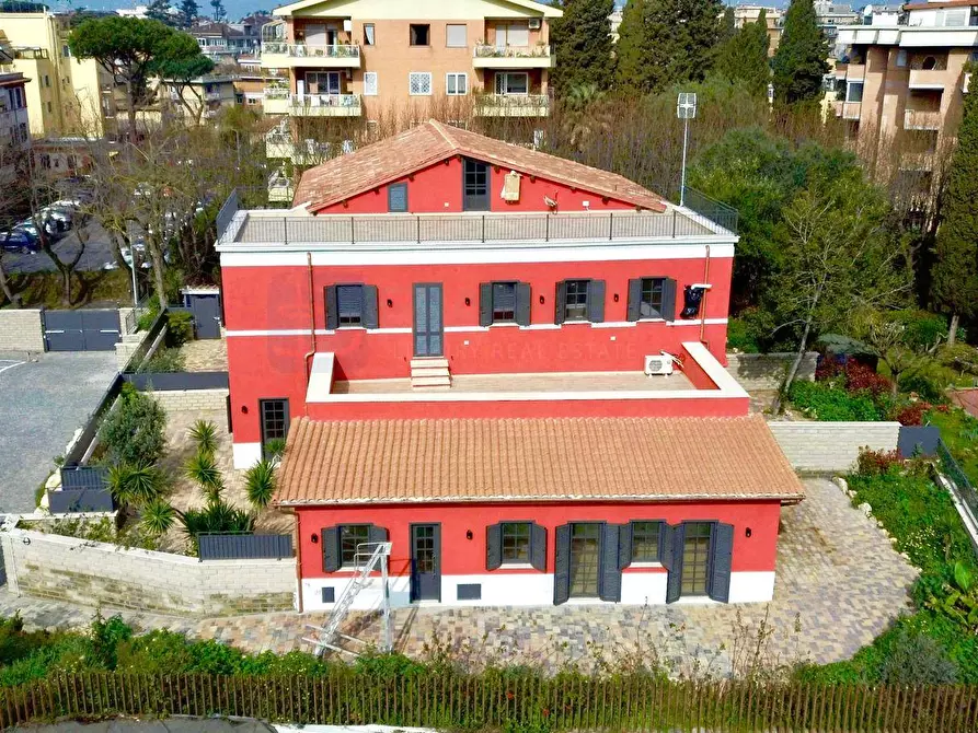 Immagine 18 di Appartamento in vendita  in Via Nisio a Roma