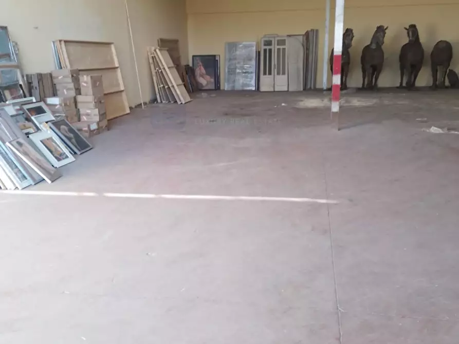 Immagine 9 di Capannone industriale in affitto  in Vicolo Pian Due Torri a Roma