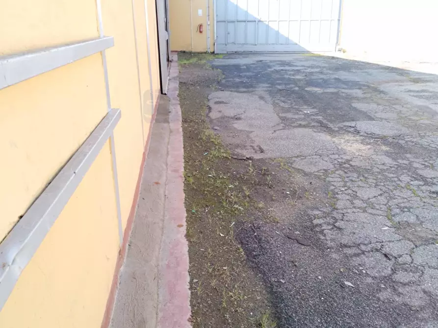 Immagine 24 di Capannone industriale in affitto  in Vicolo Pian Due Torri a Roma