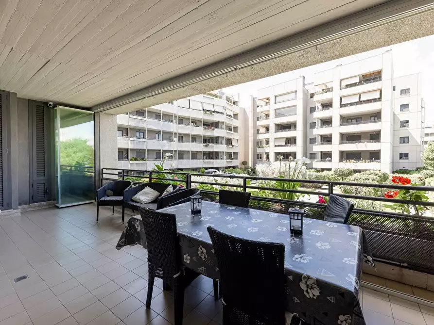 Immagine 2 di Appartamento in vendita  in Viale Carmelo Bene a Roma