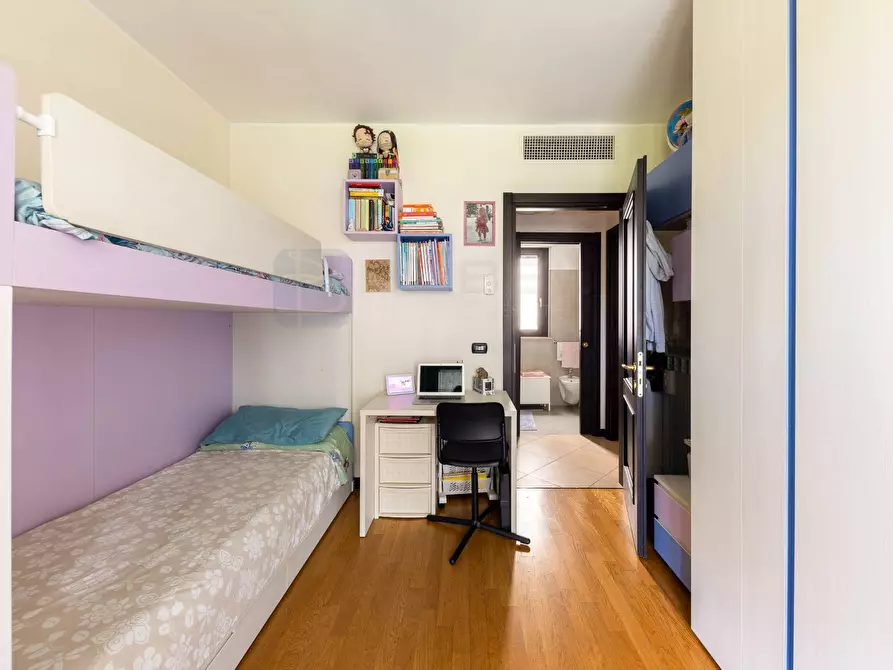 Immagine 18 di Appartamento in vendita  in Viale Carmelo Bene a Roma