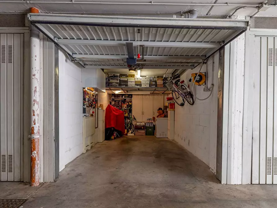 Immagine 22 di Appartamento in vendita  in Viale Carmelo Bene a Roma