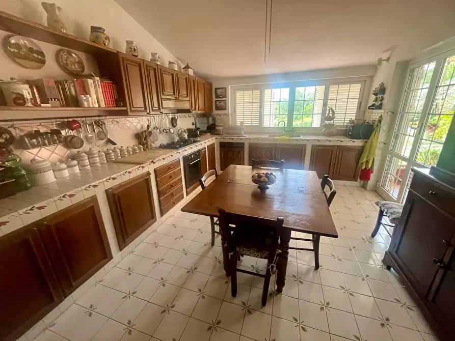 Immagine 25 di Villa in vendita  in Via Tiberina a Riano