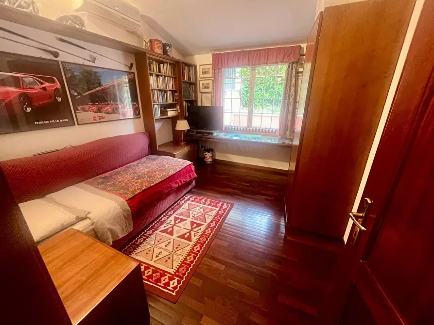 Immagine 29 di Villa in vendita  in Via Tiberina a Riano