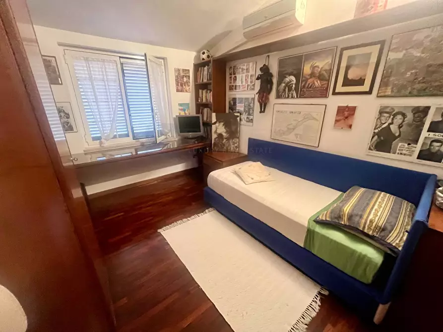 Immagine 30 di Villa in vendita  in Via Tiberina a Riano