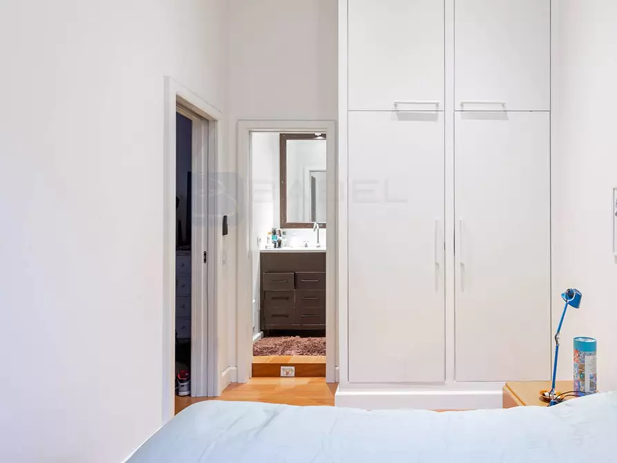 Immagine 21 di Appartamento in vendita  in Via Torino a Roma